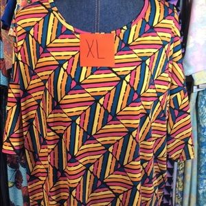 LuLaRoe Irma size XL Diamond♦️ Striped Tunic Shirt